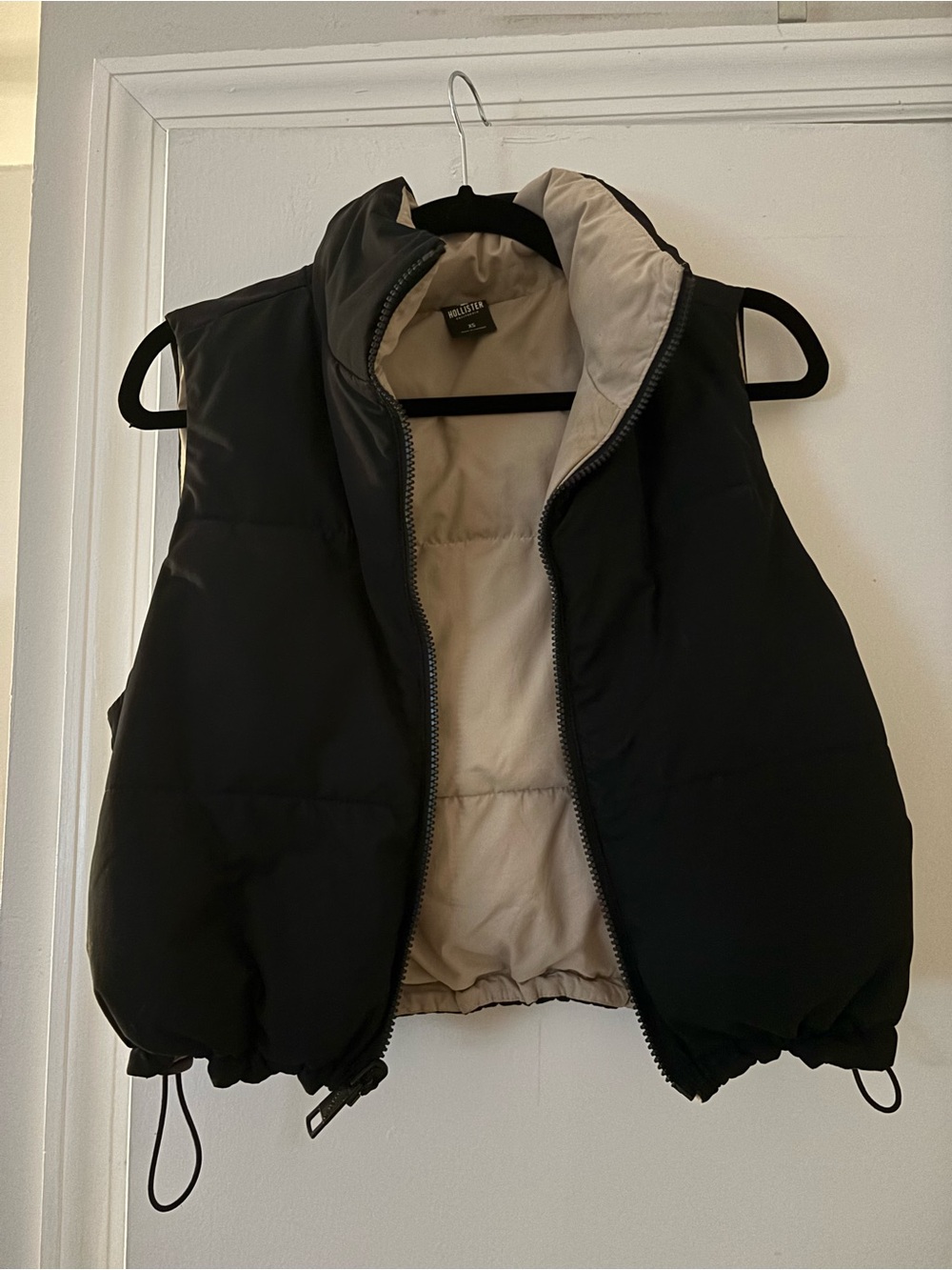 Hollister puffer reversible  vest